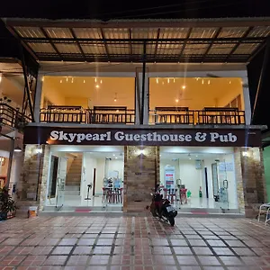  Hostel Skypearl & Pub